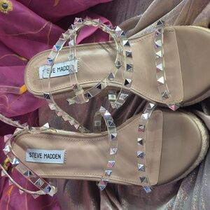 STEVE MADDEN
Jaxy Studded Espadrille Wedge Sandals. Tan